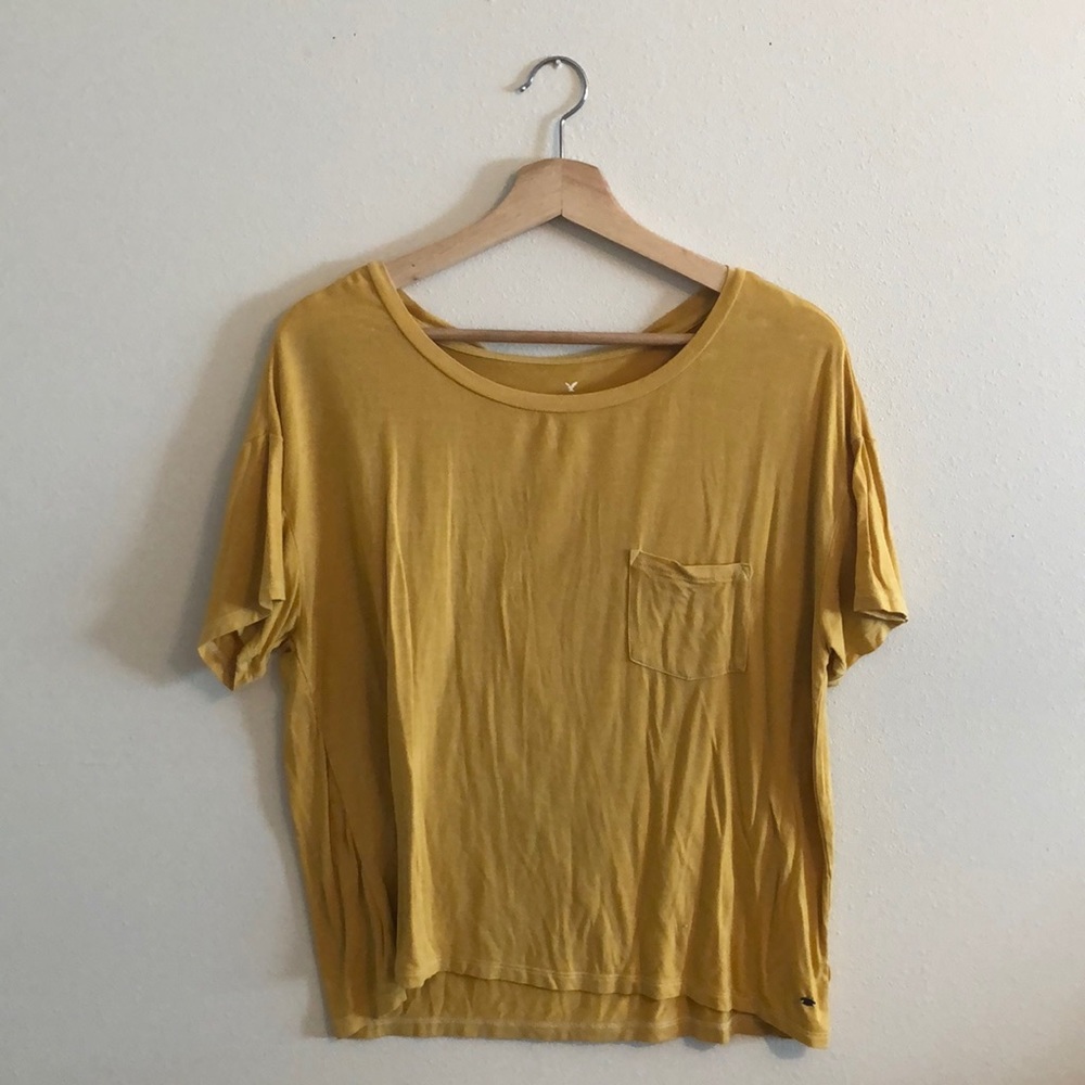 Mustard yellow tshirt